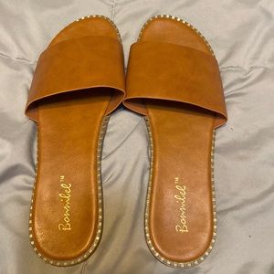 Boutique sandals